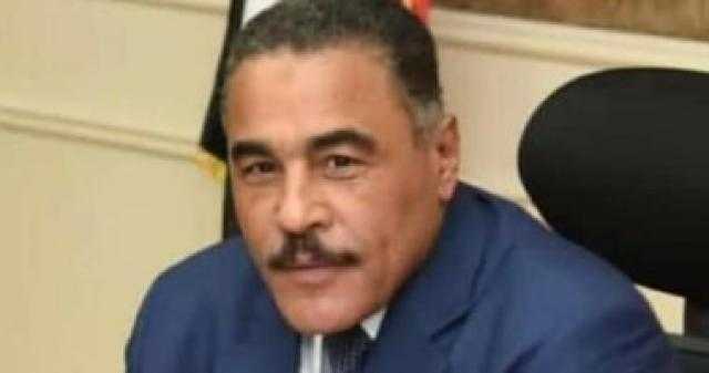 محافظ مطروح يقرر استئناف الدراسة غدا الثلاثاء عقب تحسن حالة الطقس