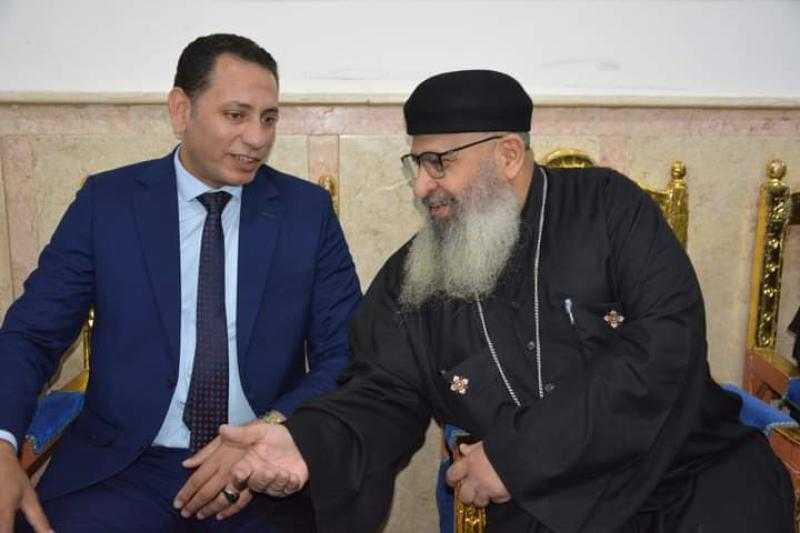 رئيس مدينة شربين يقدم التهنئة للأخوة الأقباط بمناسبة عيد القيامة المجيد