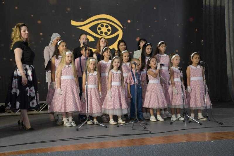 بالأغاني الروسية ختام رائع لمهرجان بردية للسينما وتكريم فلسطين