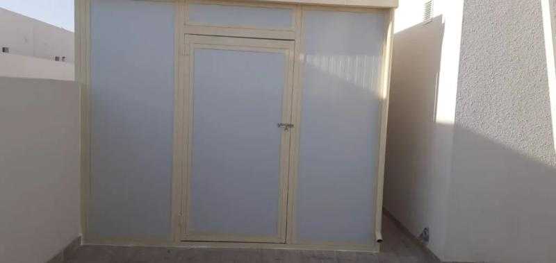 كيف تختار نوع الساندوتش بانل المناسب لمشروعك؟