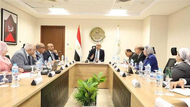 وزير التعليم: لن يتخرج أي طالب دون إتقان مهارات البرمجة والذكاء الاصطناعي